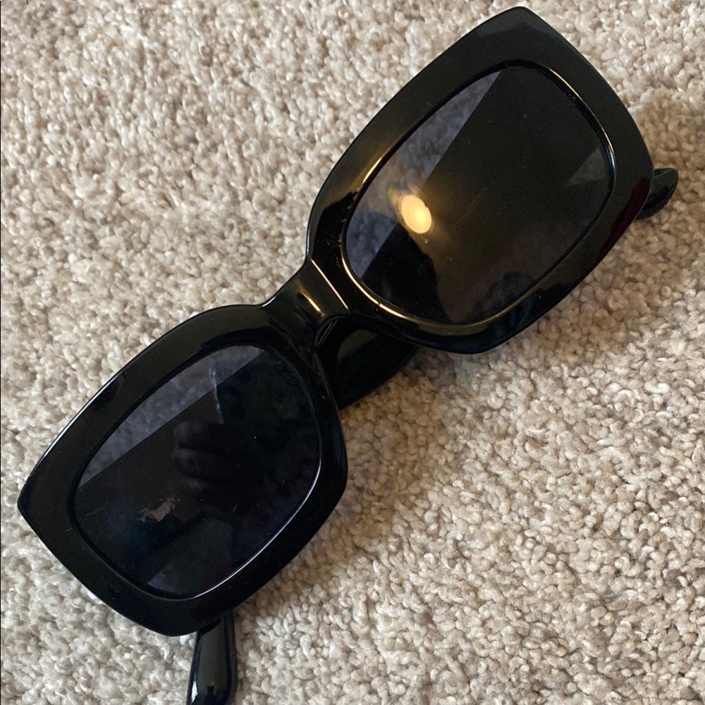 Black Square Sunglasses